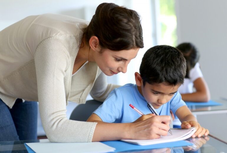 Huiswerkbegeleiding voor kinderen van de basisschool